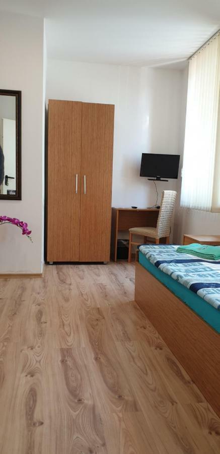 Pension Haus Baron 1 Neckarau MHG Esterno foto